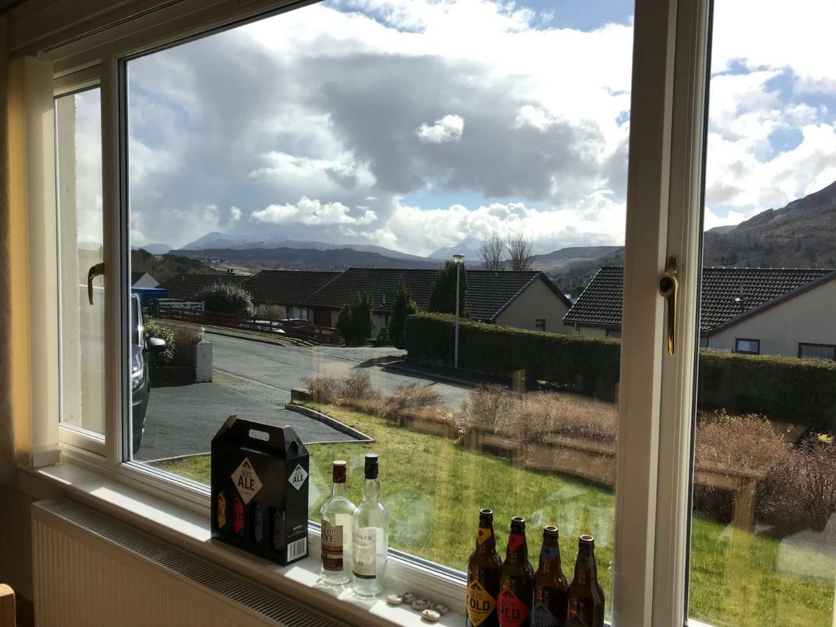 Hotel Oronsay Portree Esterno foto